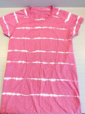 Lululemon Pink Tie-Dye Short Sleeve Tee Dress